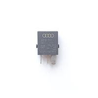 Реле 646 багатофункціональний VW GOLF, Audi A3, Q7, A6, A7, A8, Seat Leon 10-18г